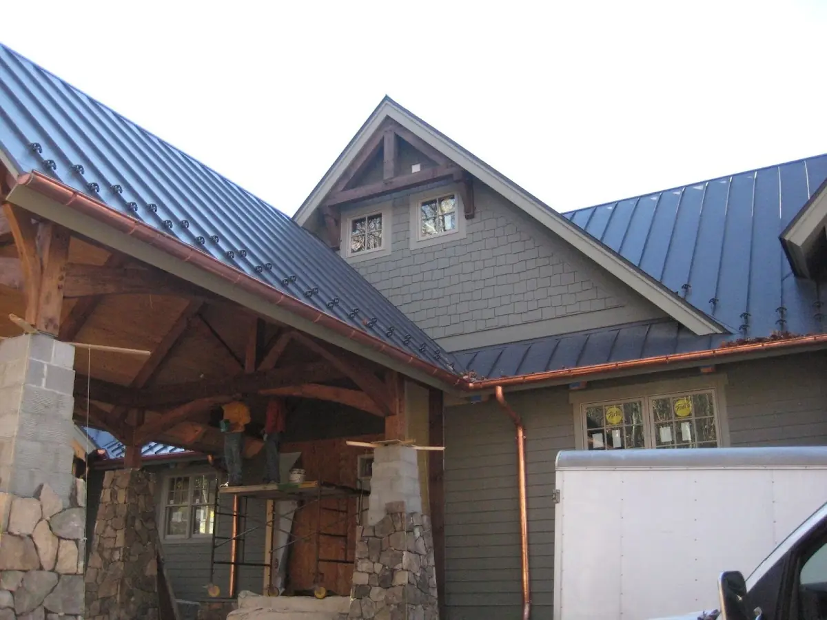 Craftsman Roofing team delivering quality roofing work in Holly Hill
